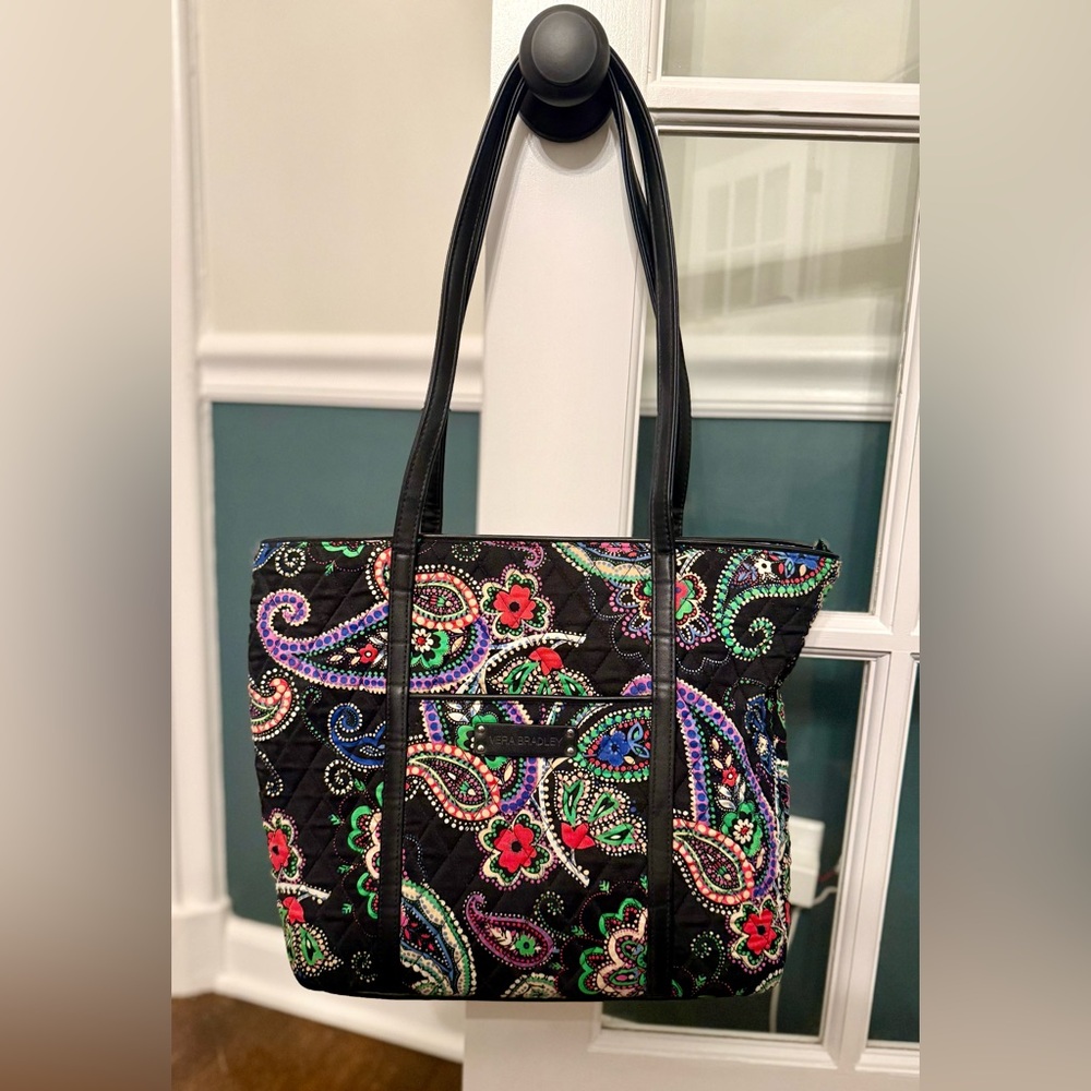 NWOT Vera Bradley Black Paisley Tote